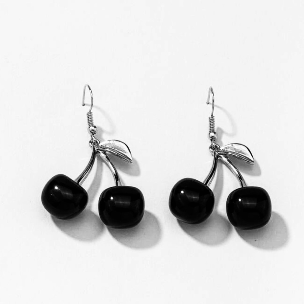 Cherry 🍒 Earrings